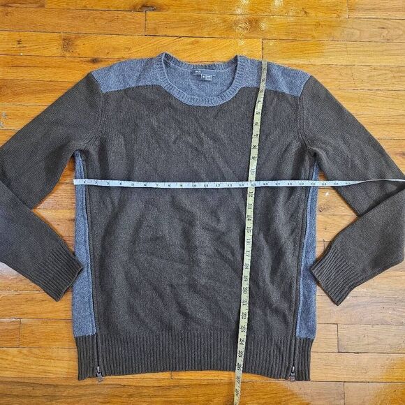 Vince Men’s Crew Neck Sweater Cashmere/Wool Blend Size Medium Green and Gray - Picture 5 of 7
